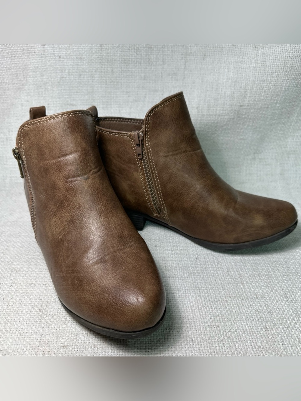 Lucky Brand Basel Womens Size 5 Brown Leather Side Zip Booties Work Office